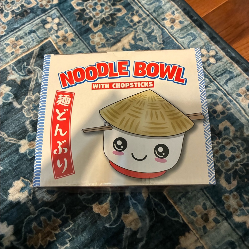 NIB Spencer's Noodle Bowl with Chopsticks - Red and White